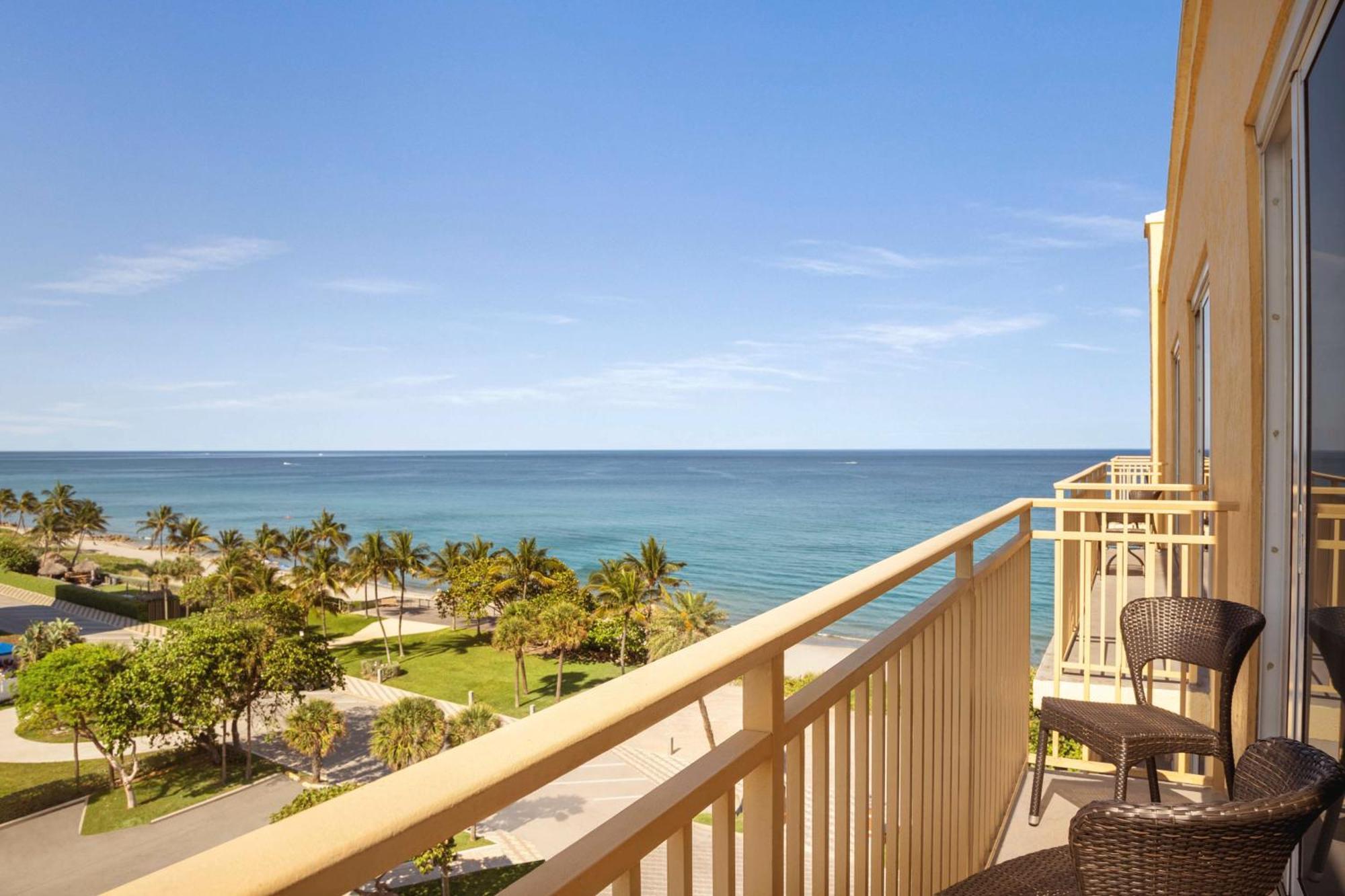 Embassy Suites By Hilton Deerfield Beach Resort & Spa Eksteriør billede